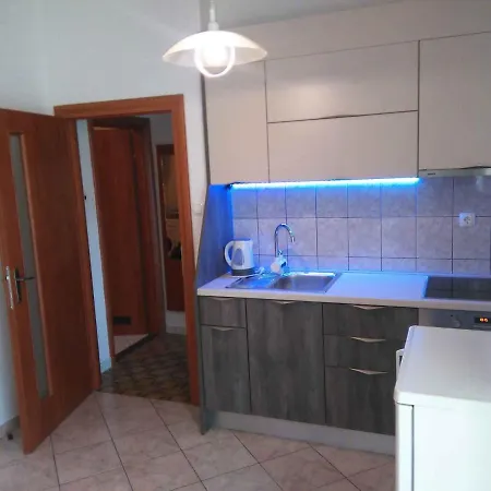 In - Riviera 7794 Апартаменты Задар